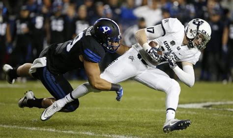 Byu Unveils New Black Uniform For Notre Dame Game Byu Cougars On