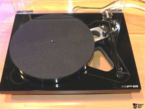 Rega Rp8 Turntable With Rb808 Tonearm And Ttpsu Suply Free Shipping