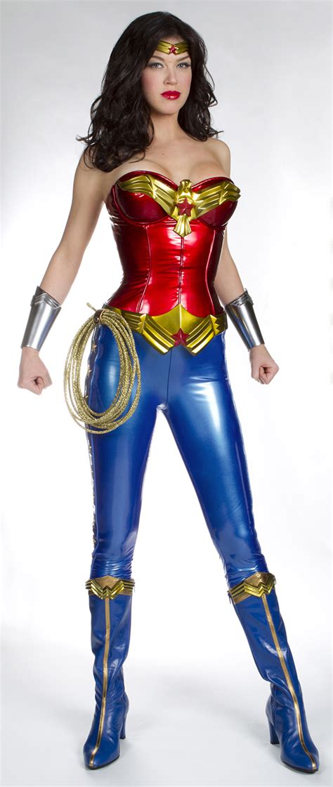 Something that causes feelings of wonder; New Wonder Woman Costume revealed! « Celebrity Gossip and ...