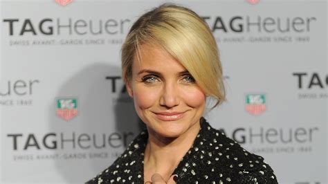 Topless Cameron Diaz Frolics With Friends