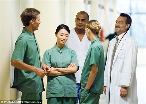 Nhs Hires 5500 Rolling Nurses From Abroad Daily Mail Online