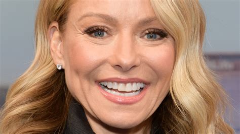 Discovernet How Kelly Ripa Went From Dance Party Usa To A Household Name