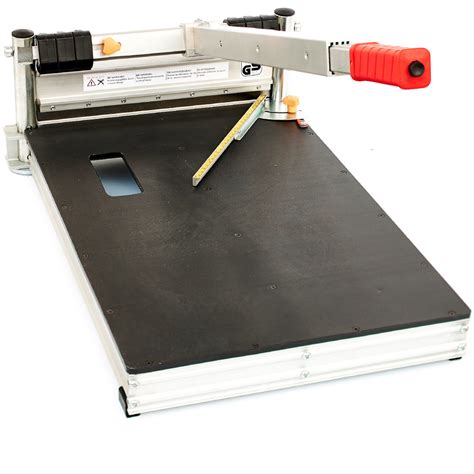 While cutting laminate, it's important to make accurate cuts for a perfect finish and fit. BAUTEC Laminate Flooring Cutter with telescopic arm, 325mm ...