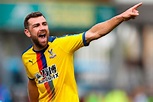 Crystal Palace midfielder James McArthur signs contract extension until ...