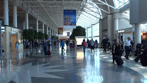 Inside The Charlotte Douglas International Airport North