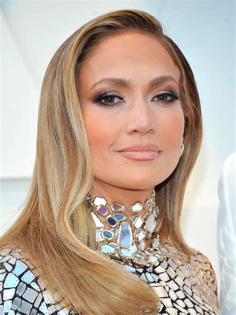 It all started when she dated and married ojani noa back in 1997 whom they age, height, and weight. Jennifer Lopez - FILMSTARTS.de
