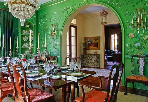 Benches always provide with extra seating for guests. How to Use Green to Create a Fabulous Dining Room