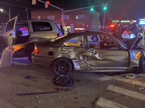 Driver runs red light causing serious crash in Providence | ABC6