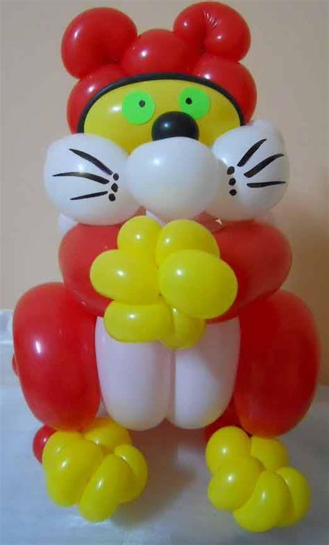 Balloon Cat Made By Balloontwistee Balloon Animal Ideas