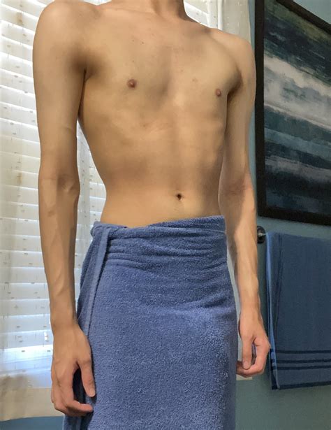 Bulgingtwink On Twitter Fresh Out Of The Shower