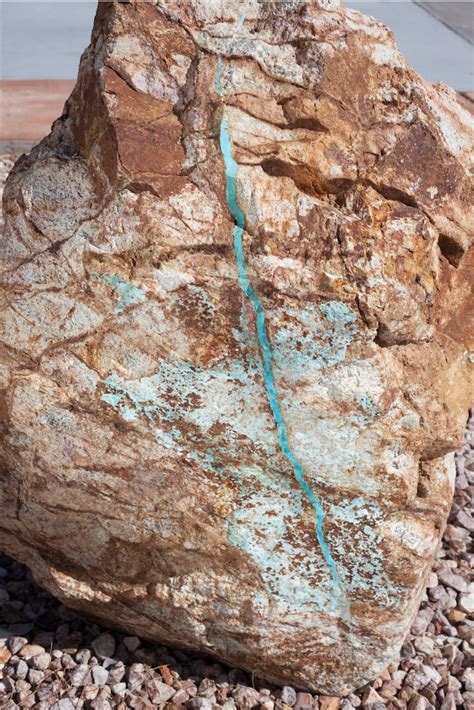 A Turquoise Vein In The Kingman Turquoise Mine The Turquoise Will Be