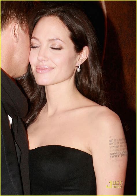 Brad Pitt The Angie Whisperer Photo 1460641 Angelina Jolie Brad Pitt Pictures Just Jared