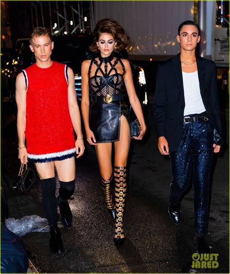 Full Sized Photo Of Kaia Gerber Th Birthday Party Kendall Jenner Cindy Crawford Kaia