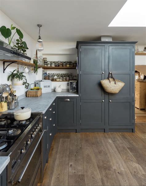10 Rustic Grey Kitchen Cabinets