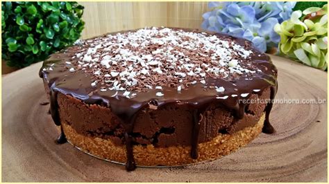 La torta de chocolate es la preferida de los niños y también de muchos. Receitas Tá na Hora | Torta Mousse de Chocolate - Fácil de ...
