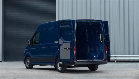 VW Crafter van (2023) review: properly van-tastic | CAR Magazine