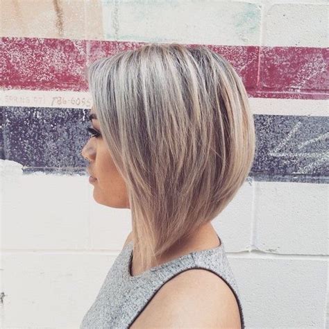 Inverted Textured Bob Best Hairstyles Large Noses