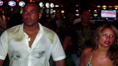 Romeo santos is a secretive person. Esposa de Romeo Santos - YouTube