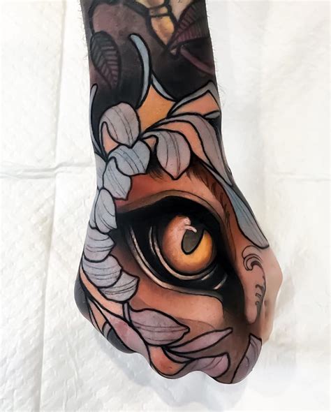 One thing, however, that doesn't change when it. Japanese Inspiration | Inkstinct | Traditional hand tattoo ...