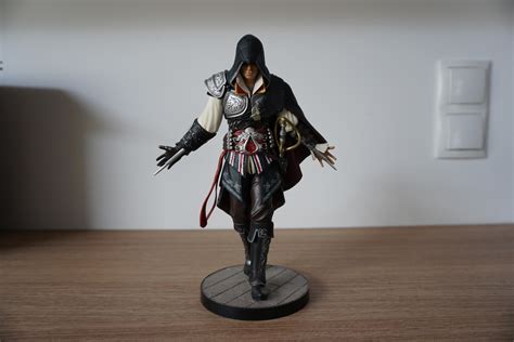 Assassins Creed 2 Ezio Auditore Figur In 6063 Rum Für 11000 € Zum