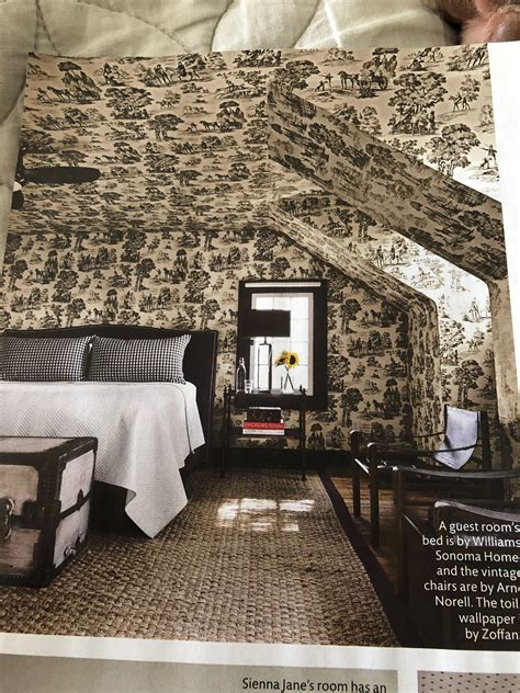 Hence, you should use just one kind of animal print on a single item in your bedroom. Pin by Lauren Kozy on Bedroom | Home decor, Printed rugs ...