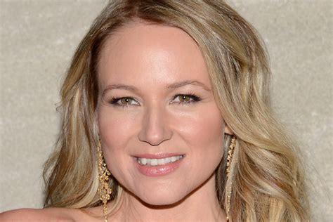 Singer Songwriter Jewel Dishes On New Memoir Reality Show Wtop News