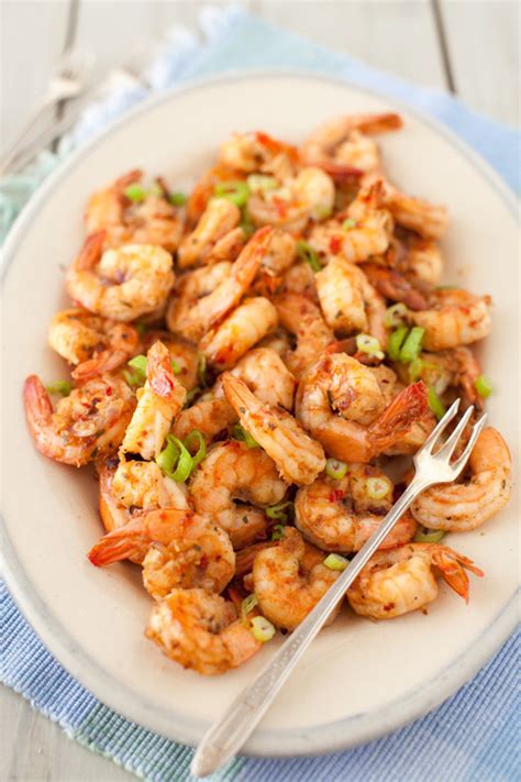 Hot And Juicy Shrimp With Spicy Garlic And Ginger Sauce At Cooking