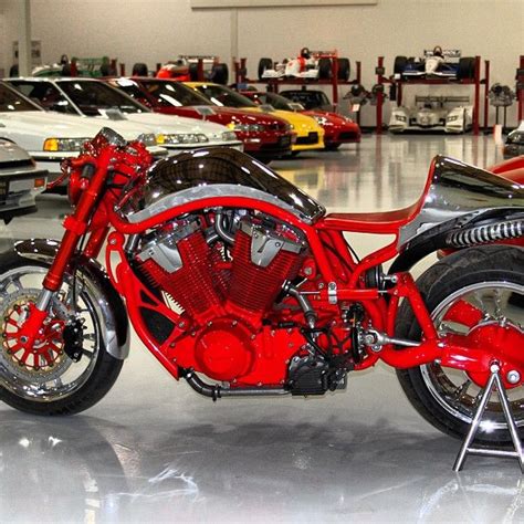 He was the founder and owner of west coast choppers. Jesse James Custom Honda | West coast choppers jesse james ...