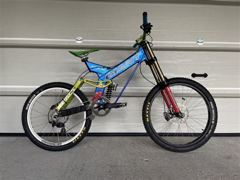 Giant Atx Dh Legenda Downhill Marzocchi Monster Bomber Zee Mullet