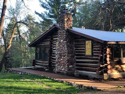 11 Peacefully Secluded Cabin Rentals In Wisconsin Territory Supply