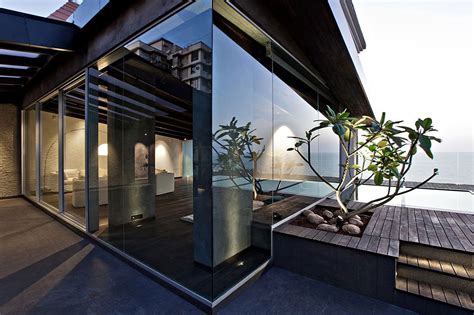 Tropical Penthouse Apartment In Mumbai With Views Of The Arabian Sea