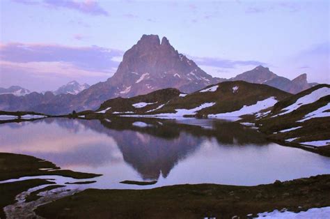 Visitez le pic du midi, l'un des sommets les plus célèbres des pyrénées. En images : le Pic du Midi d'Ossau photographié par les ...