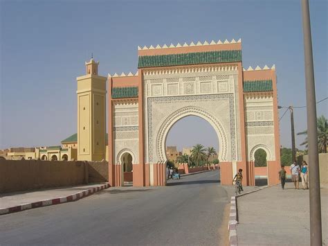 Morocco desert tours from marrakech or from fes in details. 3 Days Morocco Desert Vacation From Marrakech To Merzouga ...