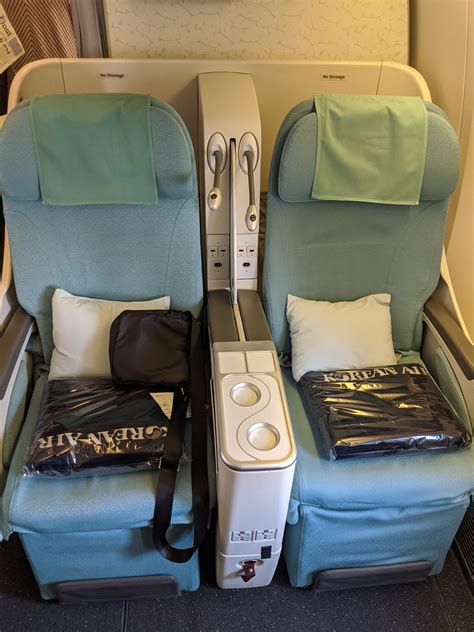 Airline Review Korean Air Business Class Boeing ER With Lie Flat Seats Bangkok