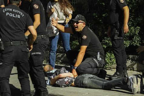 Turkish Police Break Up Lgbtq Pride March 30 Detained