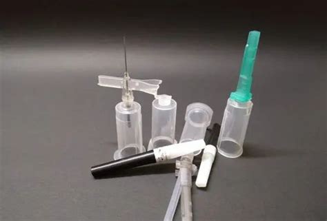 Multi Sample Needle Flash Back 22g 1 At Best Price In Chennai By