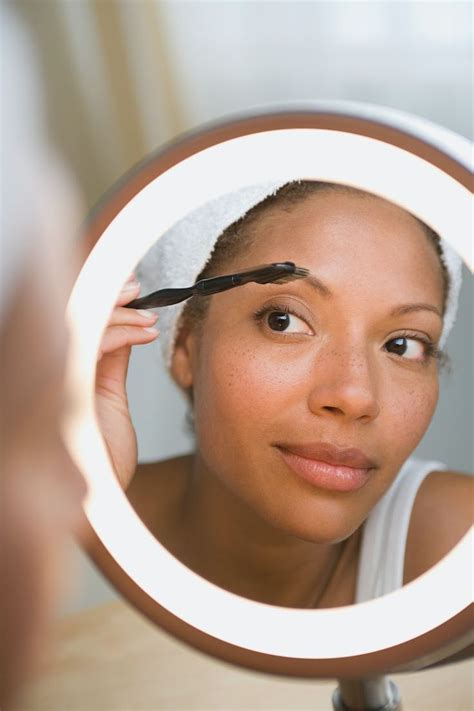 These Dermatologist Tips Are The Secret To Growing Thick Full Brows