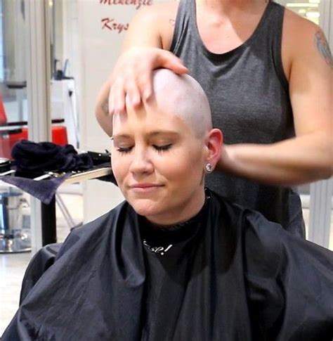 Shaved Hair Women Shave Her Head Bald Head Women