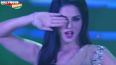 Porn Movies Girl Sunny Leone Denied Reports Of Strip Tease Youtube