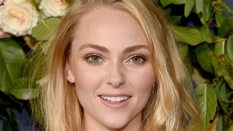 Annasophia Robb Charlie And The Chocolate Factory Blueberry