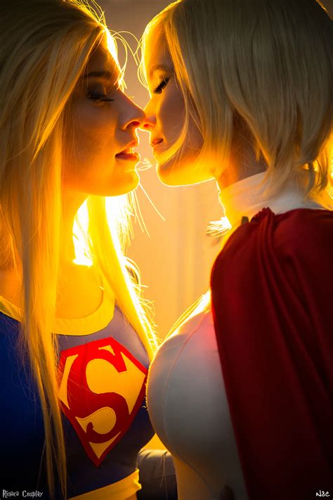 Supergirl And Powergirl Got Married Wow Gallery Ebaums World