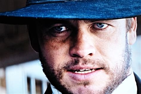 Wild Bill Avis Film Western Luke Hemsworth Trace Adkins Résumé 210 2017 Libre Critique