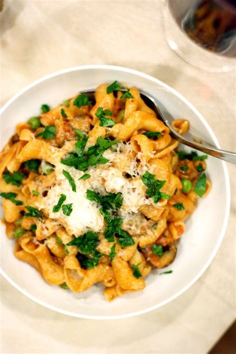 The measurement i use are not specific, just because sometimes i use more tomato sauce than sour cream and it depends on. Recipe: Pasta with Tomato Porcini Cream Sauce, Pancetta ...