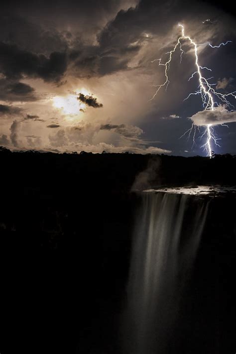 Kaieteur Waterfall Moment Lightning Bolt Shoots Straight