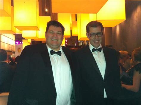 Jun 13, 2021 · richard osman stands very tall at the height of around 6 feet 7 inches. Richard Osman Height