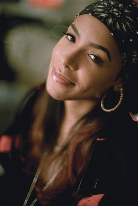 Aaliyah Dana Haughton 1979 2001