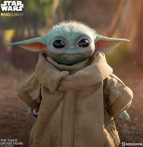 Baby Yoda Life Size Figure Unveiled By Hot Toys