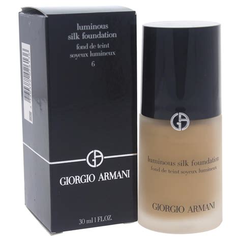 Giorgio Armani Foundation Giorgio Armani Beauty Luminous Silk