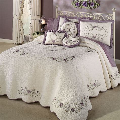 Vintage Bloom Lavender Grande Bedspread Bedding Bed Spreads Chic