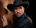 Garth Reschedules Stadium Dates In Cincinnati, Charlotte - MusicRow.com